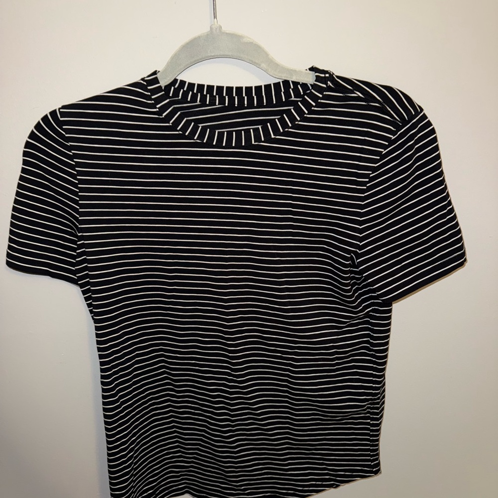 Lululemon Black and White Striped Women's Top